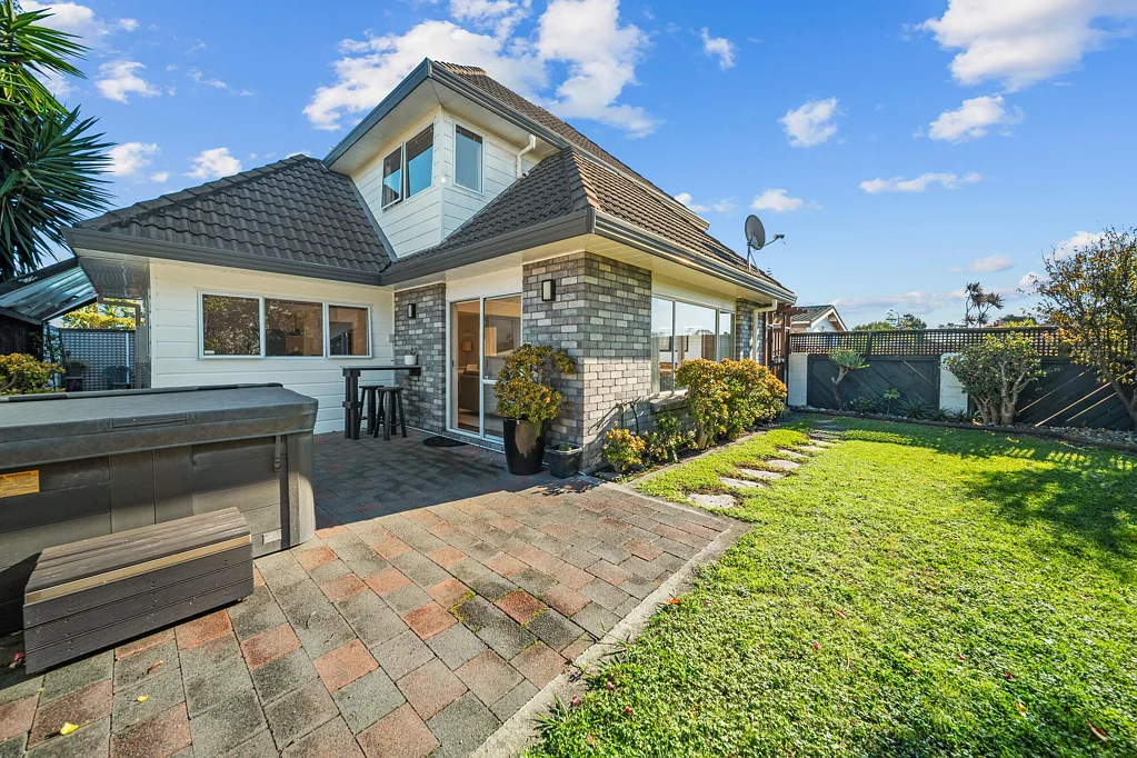 Papatoetoe 3Moenga Quality Location & 230sqm floor Area