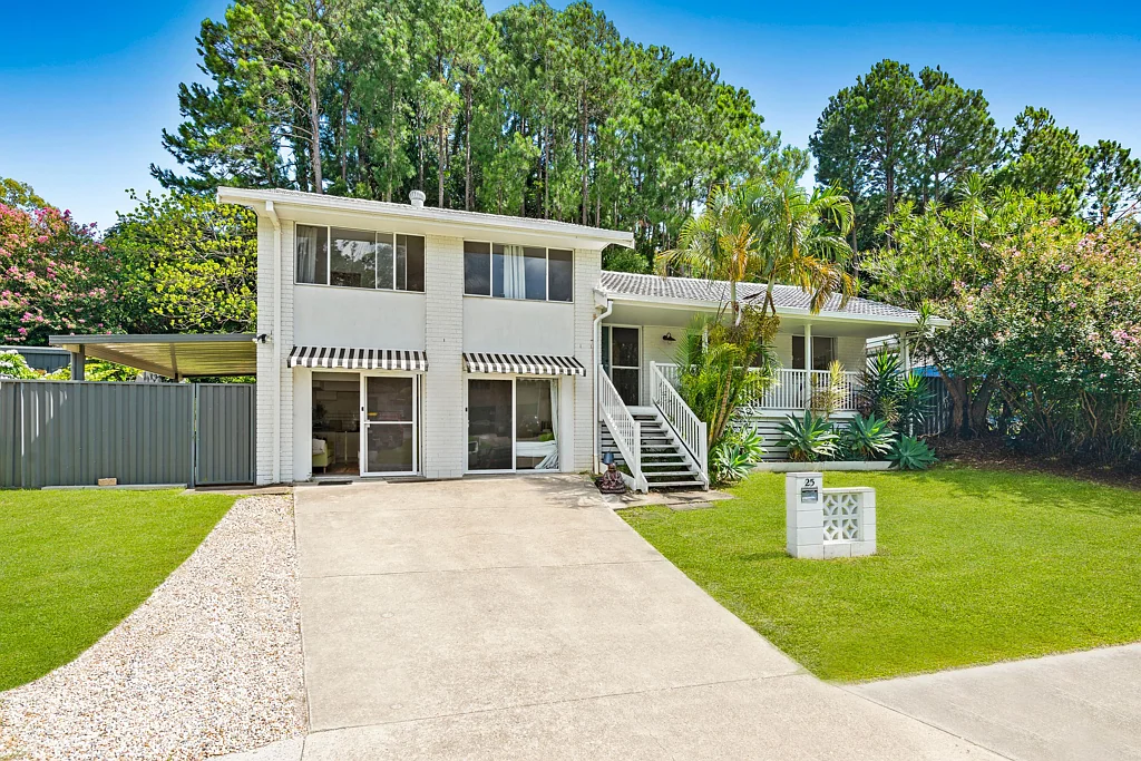 25 Mirreen Drive, Tugun, QLD 4224
