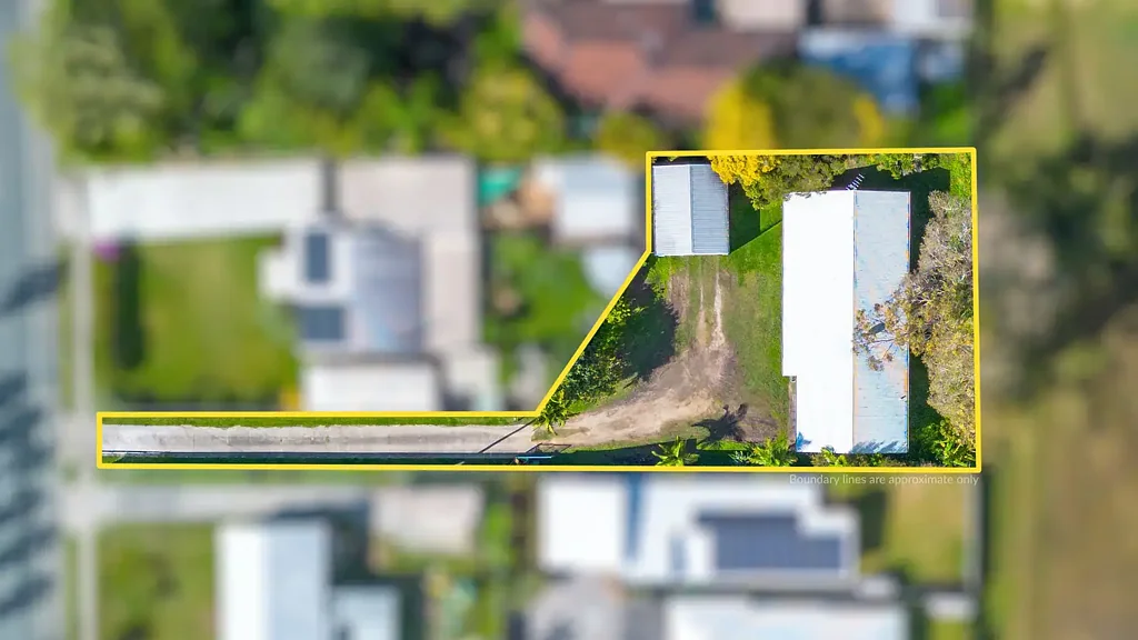 Caboolture 4ਬੈੱਡਰੂਮ Big Block, Great Bones & Endless Potential!