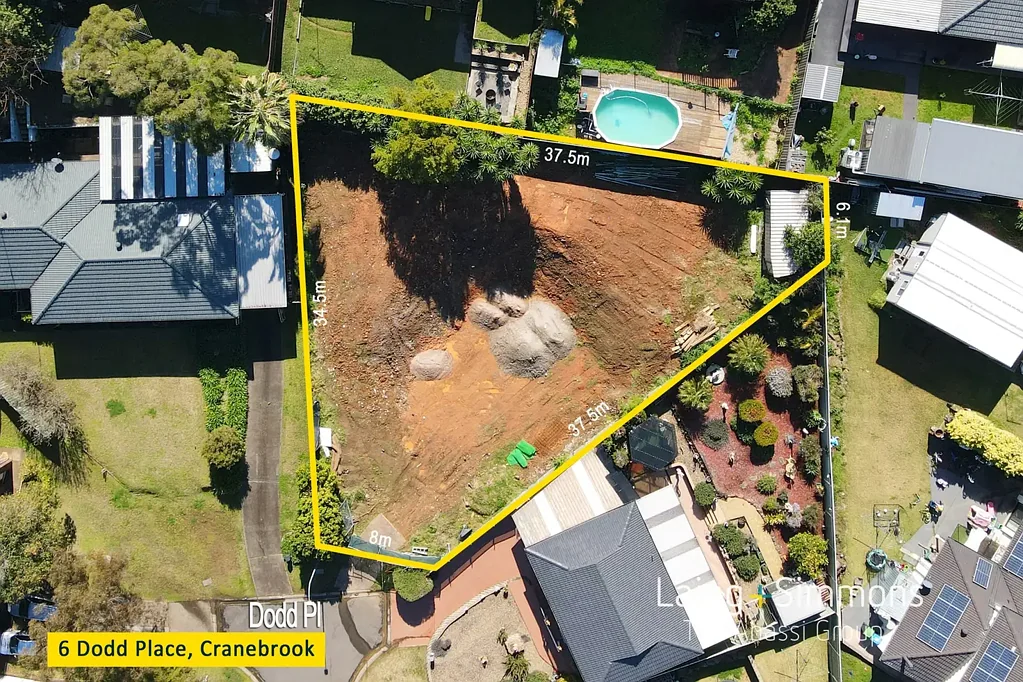 Cranebrook 宽敞地块867.3sqm 死胡同静谧 空白画布建梦家 公校近邻 购物便利 Dual-Lock Opportunity on 867.3sqm Block in Quiet Cul-De-Sac!