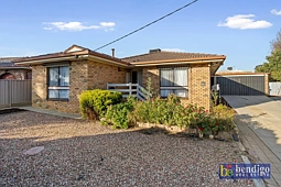 36 Powells Avenue, Strathdale