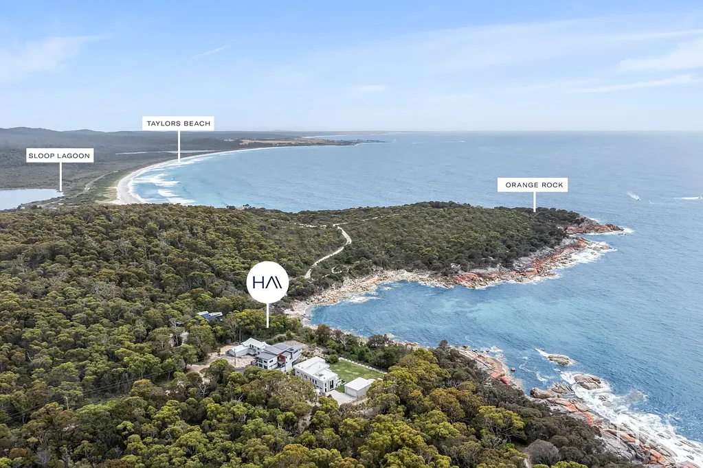 Binalong Bay Exclusive Beach Frontage In Iconic Bay Of Fires TAS