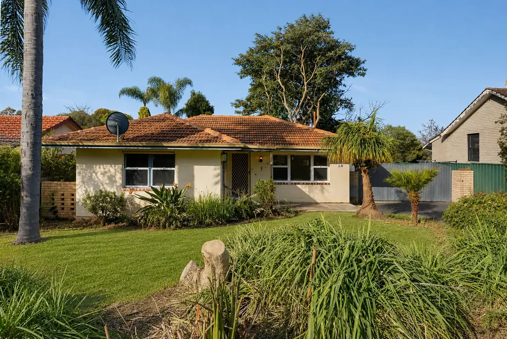Coolbellup 3chambre Renovate, Develop or Move Straight In – R60 Opportunity
