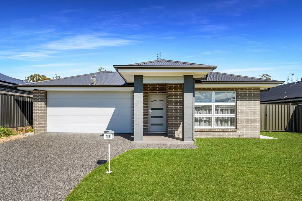 16 Pikewood Road, Heddon Greta, NSW 2321