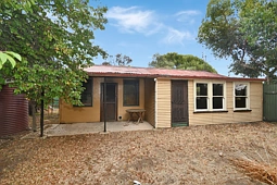 37 Bunbury St Glenorchy Via, Stawell