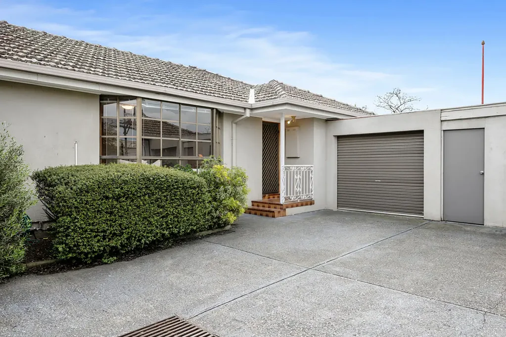 Coburg 2房  A Rare Single-Level Opportunity in Central Coburg