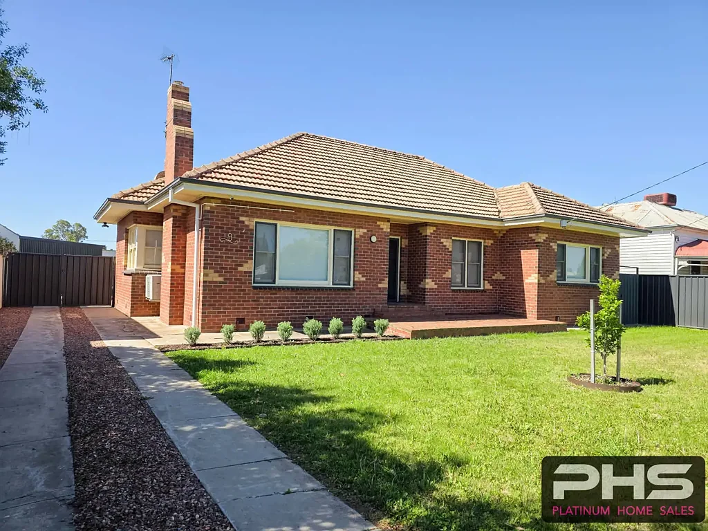 9 Muir Avenue, Kerang, VIC 3579