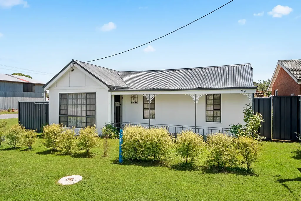 Crookwell 2कमरा Corner Block With Room to Grow!