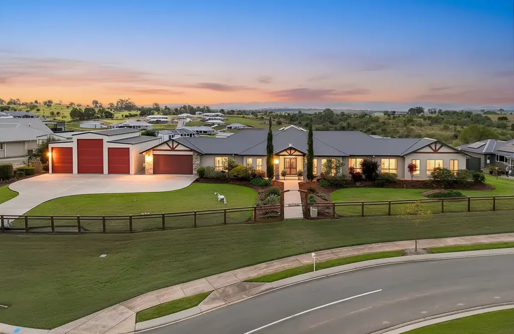 Haigslea 4chambre Elite Acreage, Enormous Entertaining Areas & Scenic Views