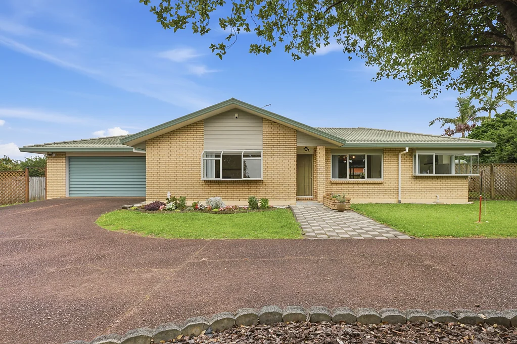 46 Frank Nobilo Drive, Golflands, Manukau City, Auckland