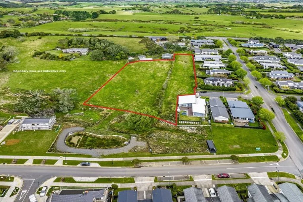 Pukekohe Shovel-ready 5855 m2 with RC and EPA for 11 lots