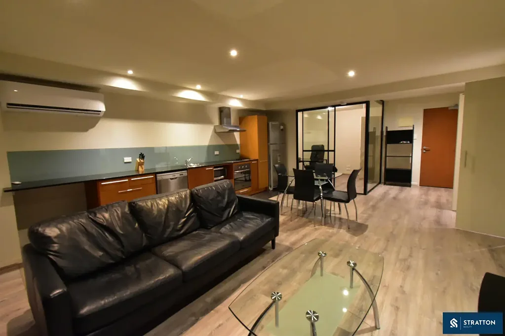 Modern 2-Bedroom House in East Perth