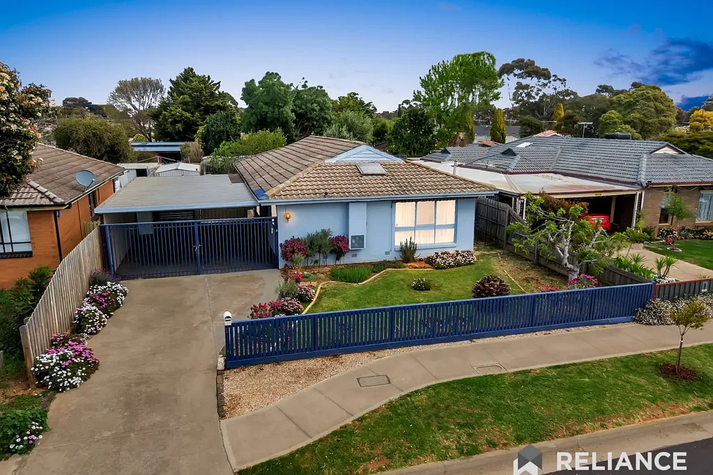 Neat and Cosy Home in Court Location