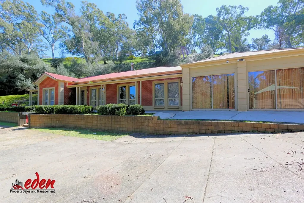 Gould Creek 4બેડરૂમ Spacious Living at 477 One Tree Hill Road on a 4.9‑hectare (~49,000sqm) of land