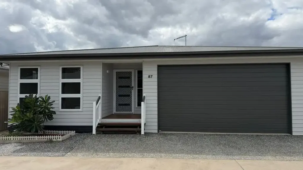 Blackstone 3chambre Easy Living at Over 50's Village!