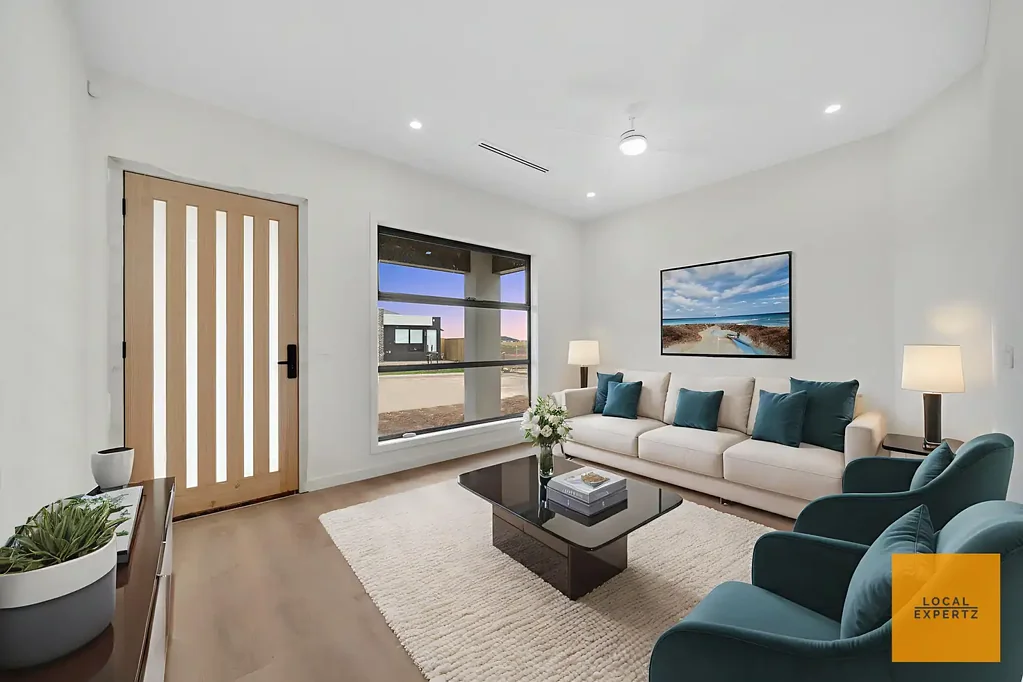 Tarneit 4ห้องนอน VENDOR MUST SELL- Pure Luxury Home with 2 Master Bedrooms!