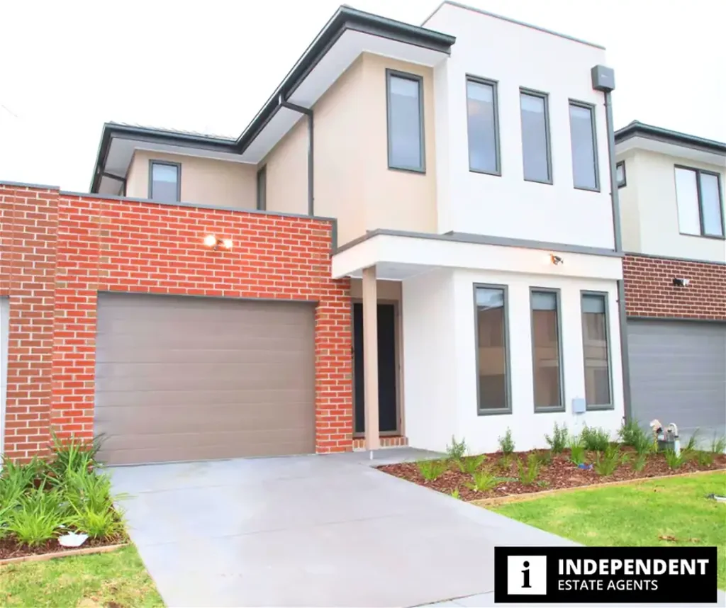 Luxurious Modern Double-Storey Family Home with Solar Savings