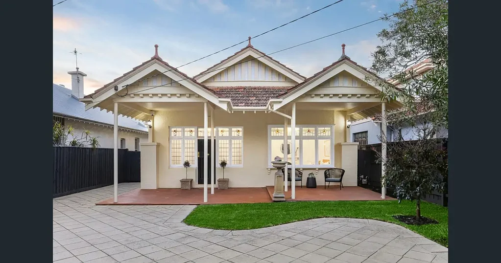 Family Living on Brighton's Prestigious Golden Mile