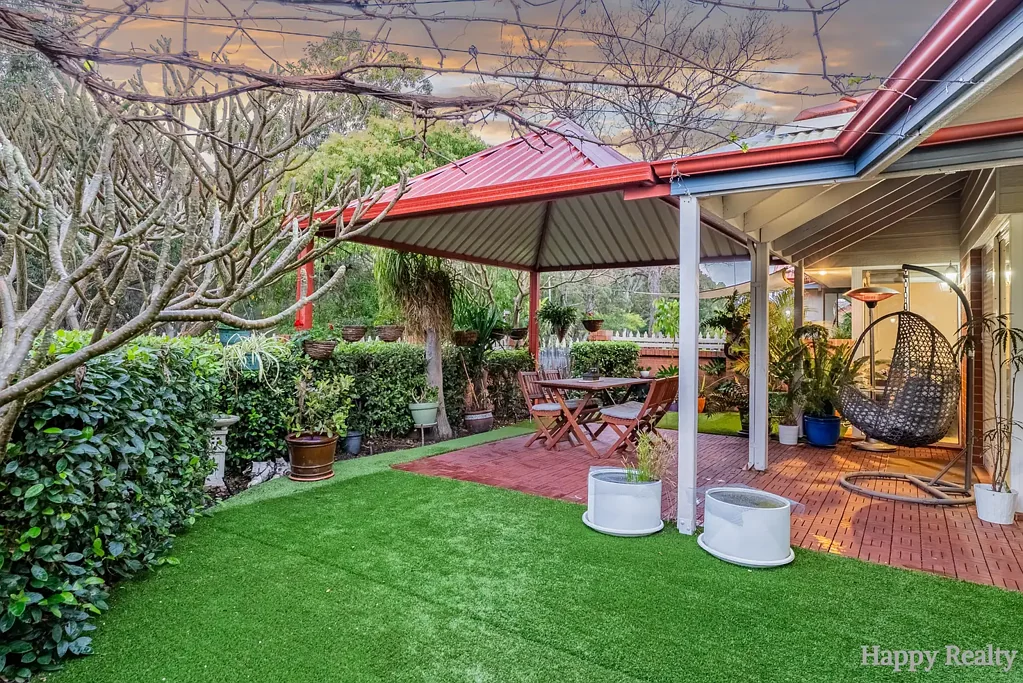 Canning Vale 4ਬੈੱਡਰੂਮ Renovated Family Living with High Ceilings & Beautiful backyard
