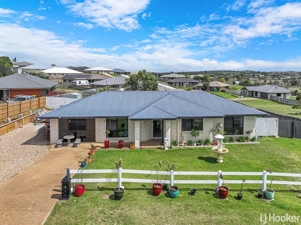 2 Tasman Court, Gracemere, QLD 4702