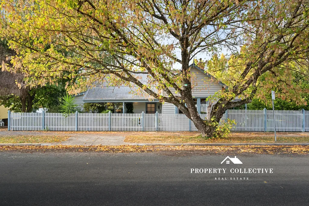 Beechworth 3 Bedroom A Renovated Classic in the Heart of the Historic Precinct