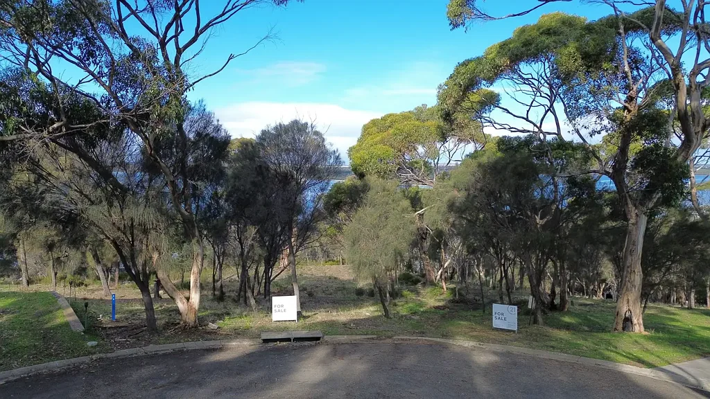 American River  TWO LAND PARCELS, 49 & 51 FALIE COURT TO BE SOLD TOGETHER