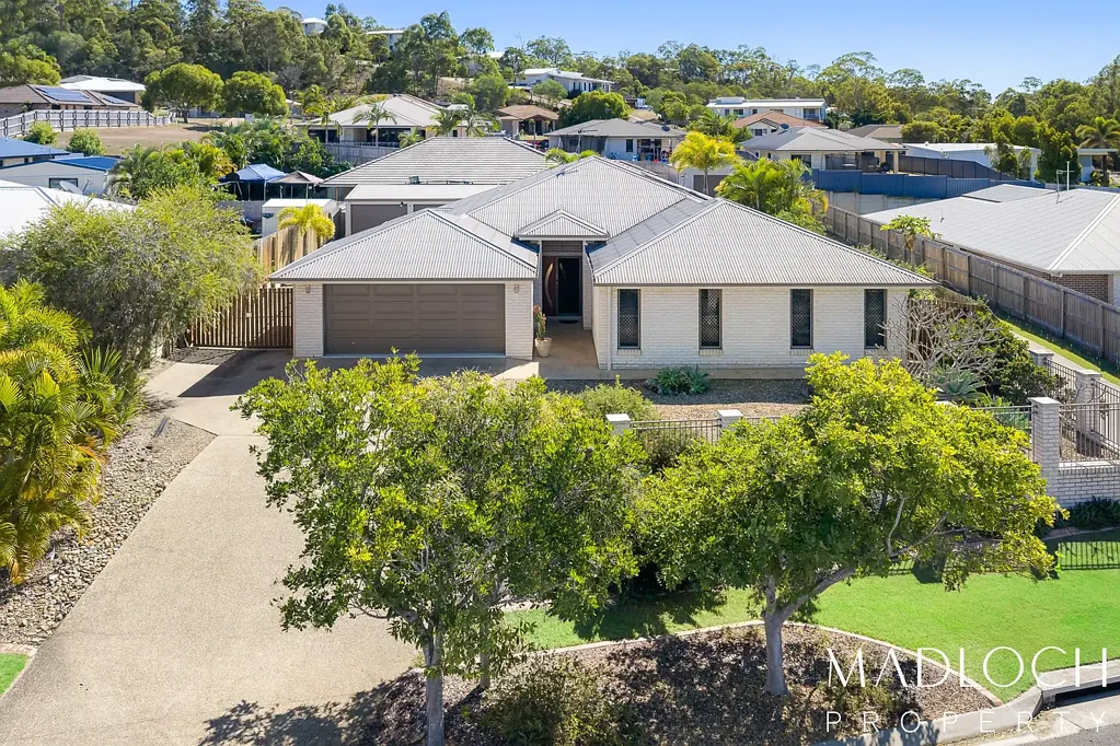 Kirkwood 4chambre SPACIOUS HOME WITH SIDE ACCESS AND 6M X 9M SHED