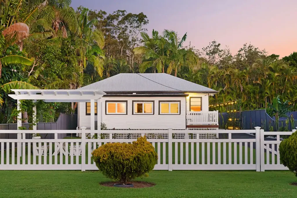 Fingal Head 2 Bedroom Character, Charm & Coastal Lifestyle