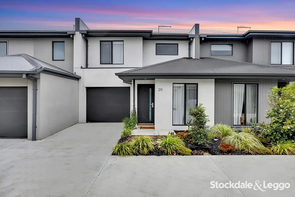 Laverton 3部屋 Modern Comfort, Prime Location!!