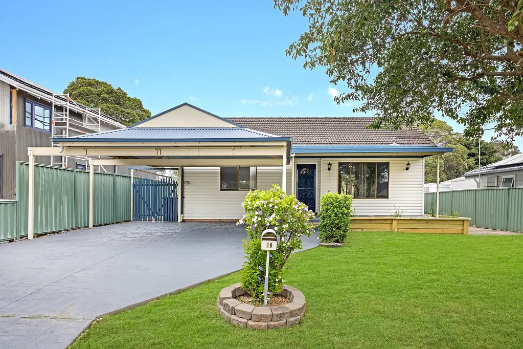 Lalor Park 5ਬੈੱਡਰੂਮ Looking for extra bedrooms? Maybe a bigger living space?