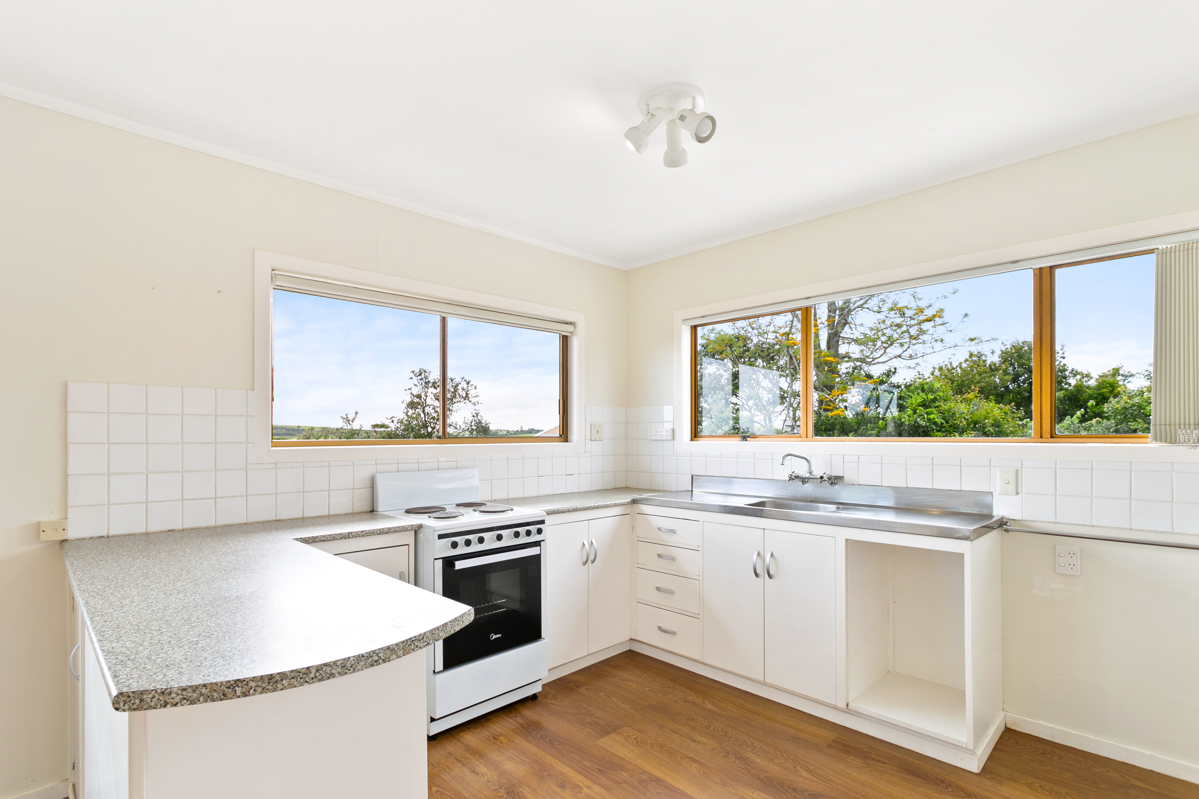 39a Everard Avenue, Army Bay, Auckland - Rodney, 4 Schlafzimmer, 1 Badezimmer