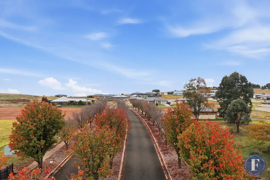 Cowra CHARDONNAY HILLS ESTATE