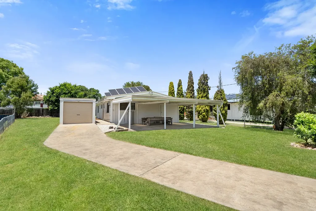 Beaudesert 3 Bedroom Start here where the hard work is done!