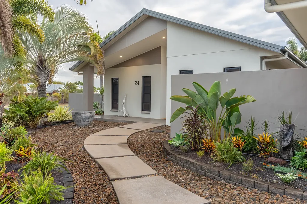 Innes Park 5ਬੈੱਡਰੂਮ YOUR OWN PRIVATE RESORT – WHERE LIFESTYLE MEETS OPPORTUNITY!