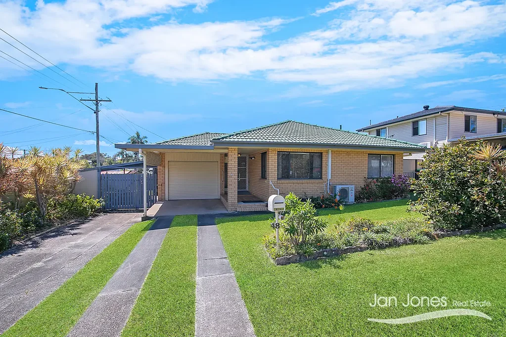 Scarborough 3部屋 Classic Coastal Living – 700m to Queens Beach