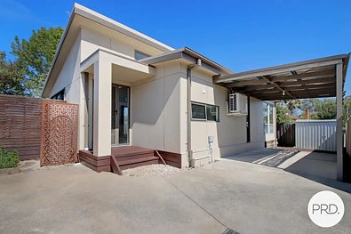 Wodonga 2침실 LIGHT, SPACE & PRIVACY IN CENTRAL WODONGA