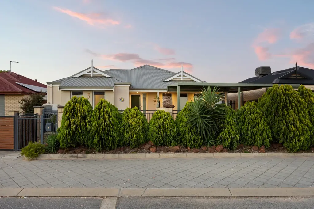 3 Elwell Street, Secret Harbour, WA 6173