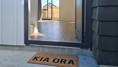 Kāinga Ora新规：未来三年4500套公屋将铺设羊毛地毯