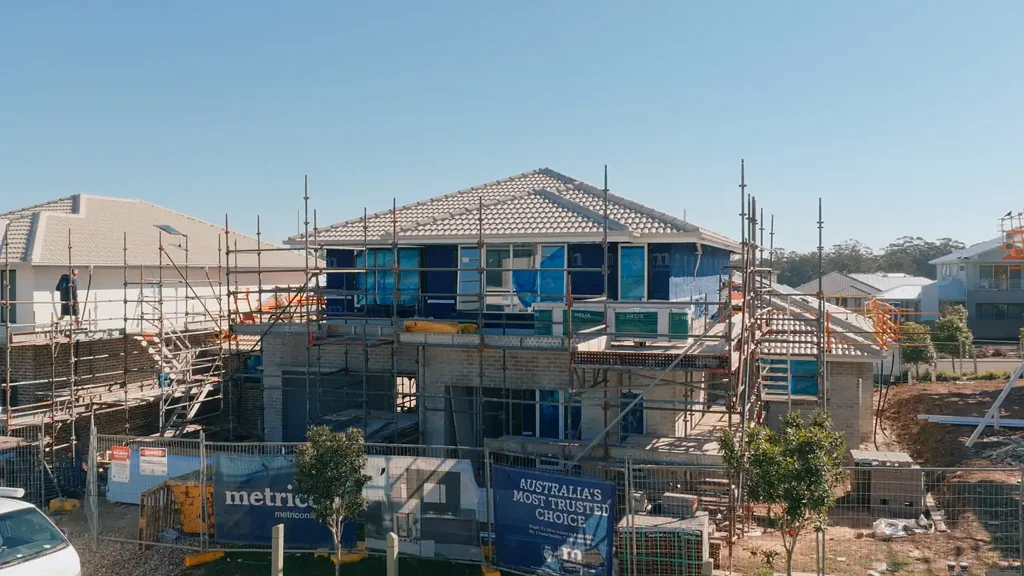 Gilead 7房 Metricon Homes 打造的住宅和祖母房套餐 House and Granny Flat Package by Metricon Homes