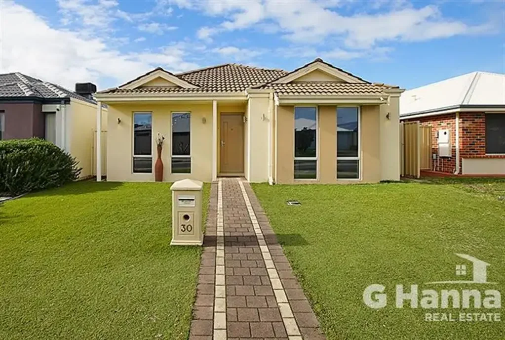 Canning Vale 3房  Spacious, Modern & Exceptionally Convenient Family Living