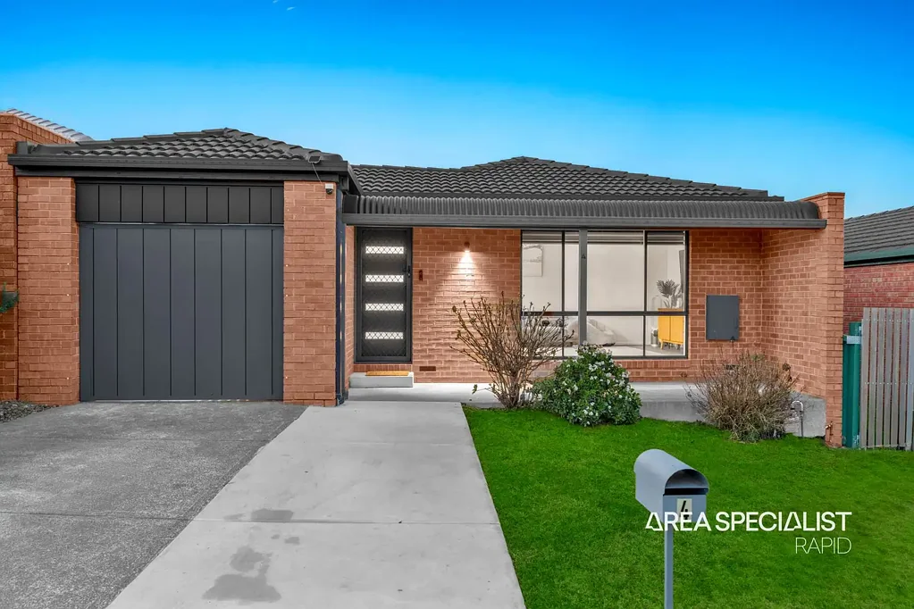 4 The Mews, Hampton Park, VIC 3976