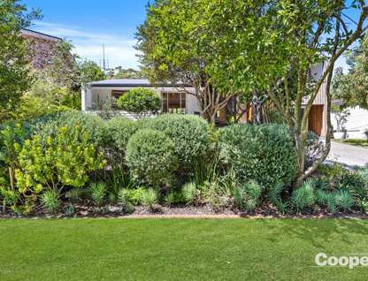 13 Bannister Head Road, Mollymook Beach, NSW 2539, 3 Bedrooms, 2 Bathrooms, House