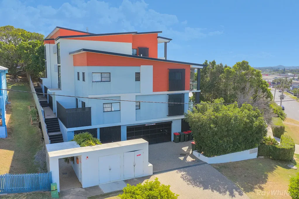 West Gladstone 3ห้องนอน IT IS ALL ABOUT THE VIEWS…. EXECUTIVE THREE BEDDER… PRIME LOCATION