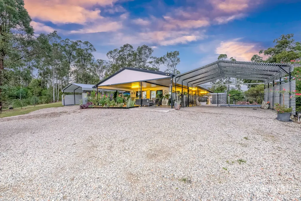 72 Alcharinjah Drive, Dalysford, QLD 4671