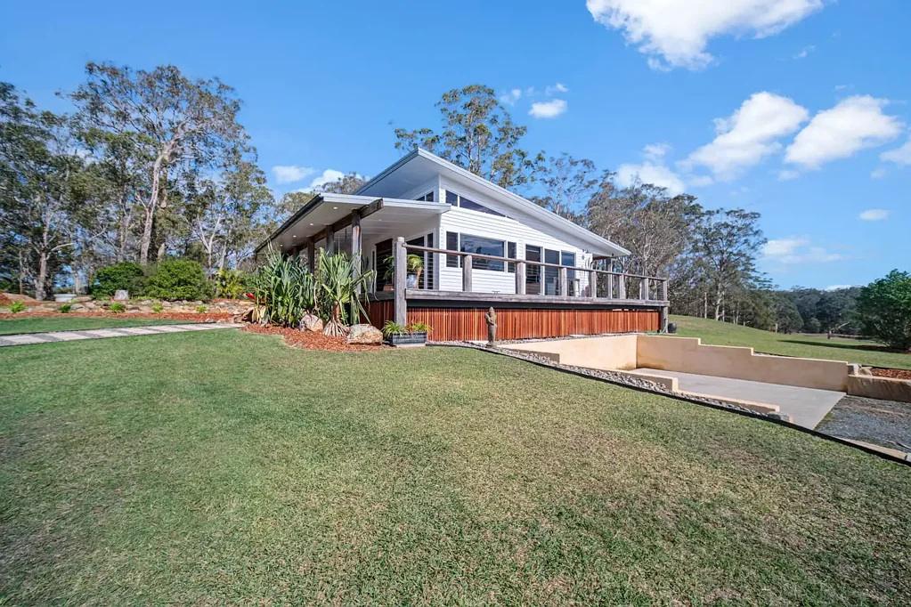 Coomba Park 2 Bedroom Beautiful Mid North Coast Retreat