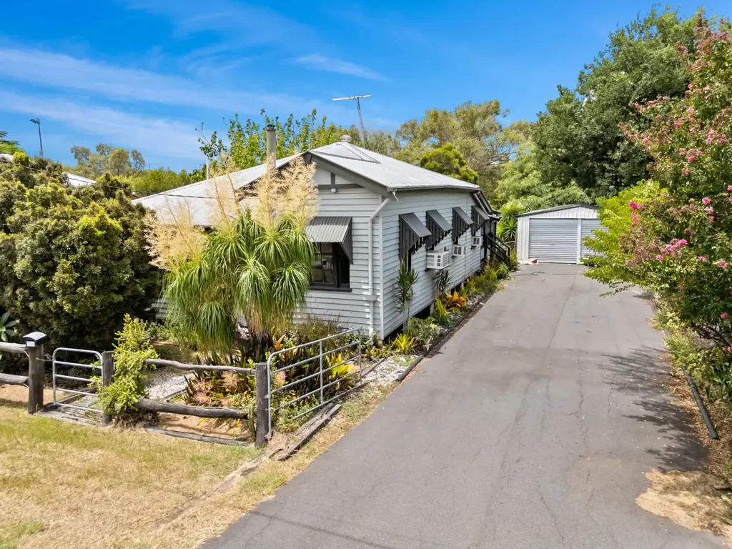 Rosewood 3Kwarto Timeless Queenslander Charm On An Enormous 2,023SQM!