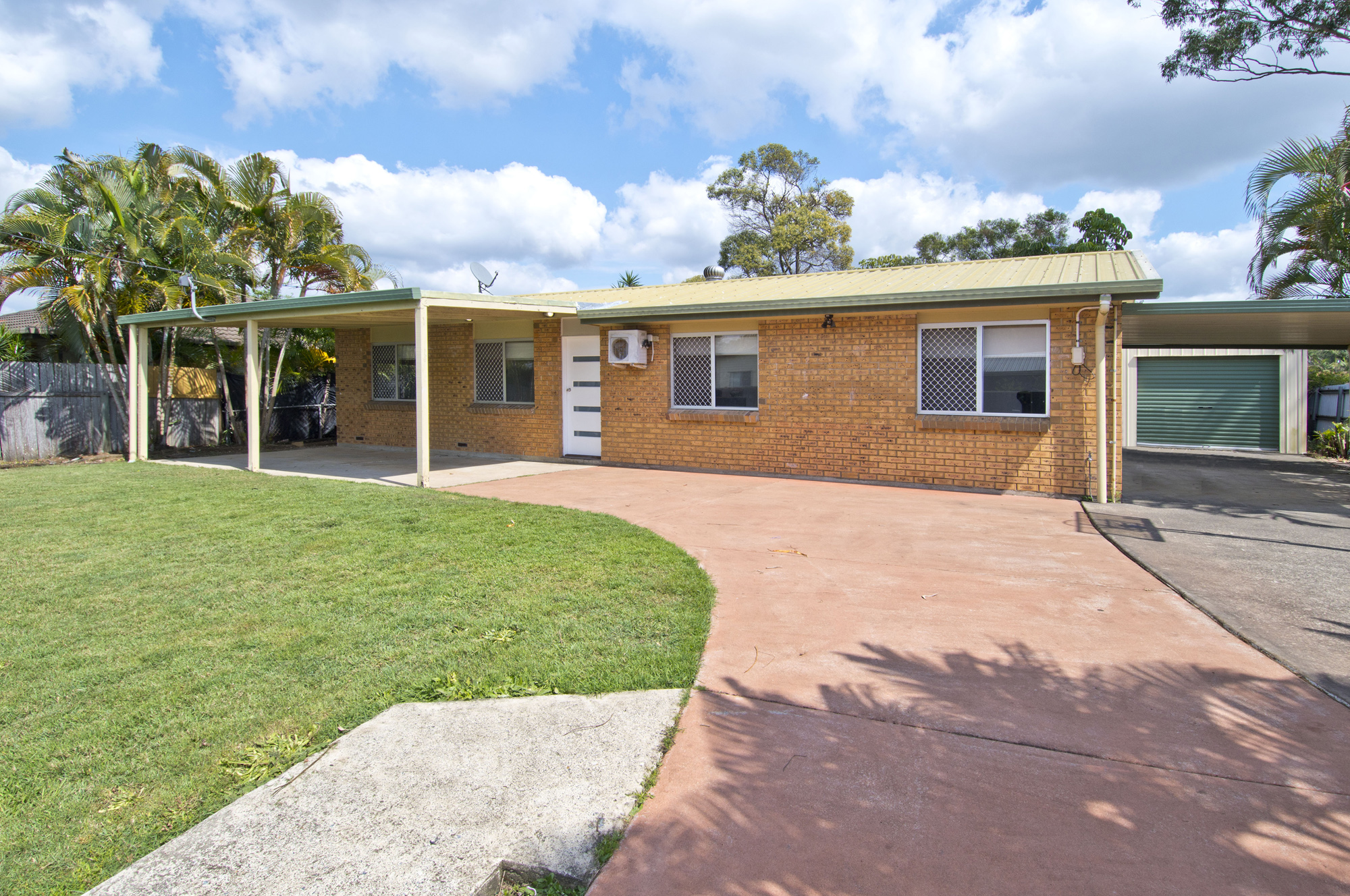 24 BEDFORD CR, EAGLEBY QLD 4207, 0部屋, 0バスルーム, House