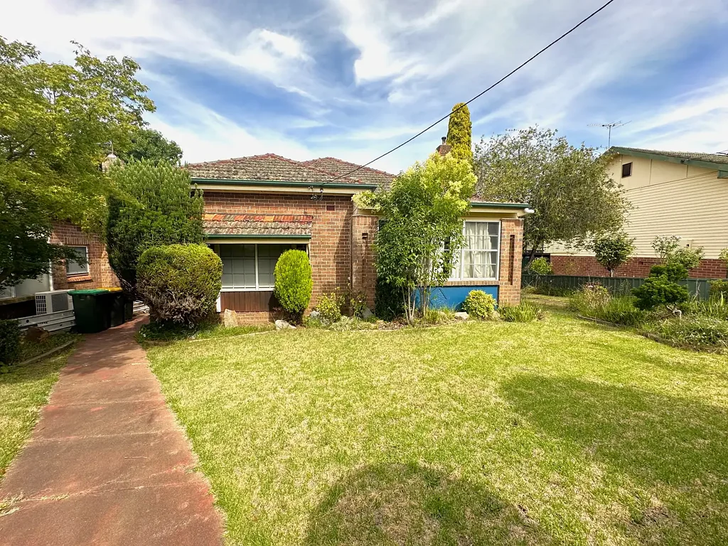 Young 3Habitaciones Yass Street Character & Potential