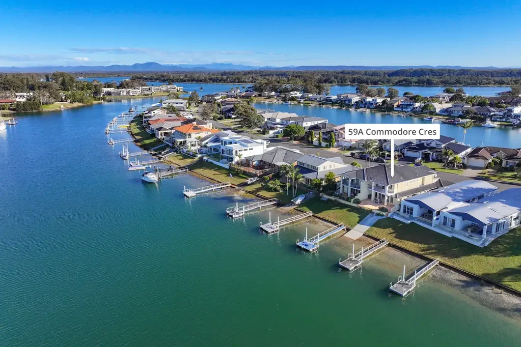 Port Macquarie 4कमरा An Envied Lifestyle – Absolute Waterfrontage
