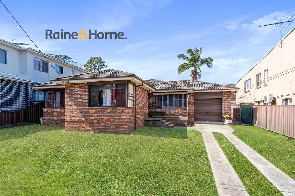 94 Cumberland Road, Ingleburn, NSW 2565